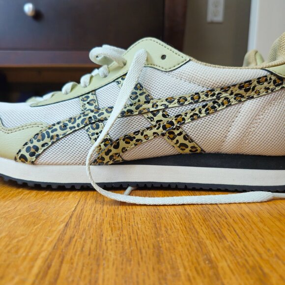 Asics Leopard Detail Sneakers - Size 10 - Picture 3 of 9